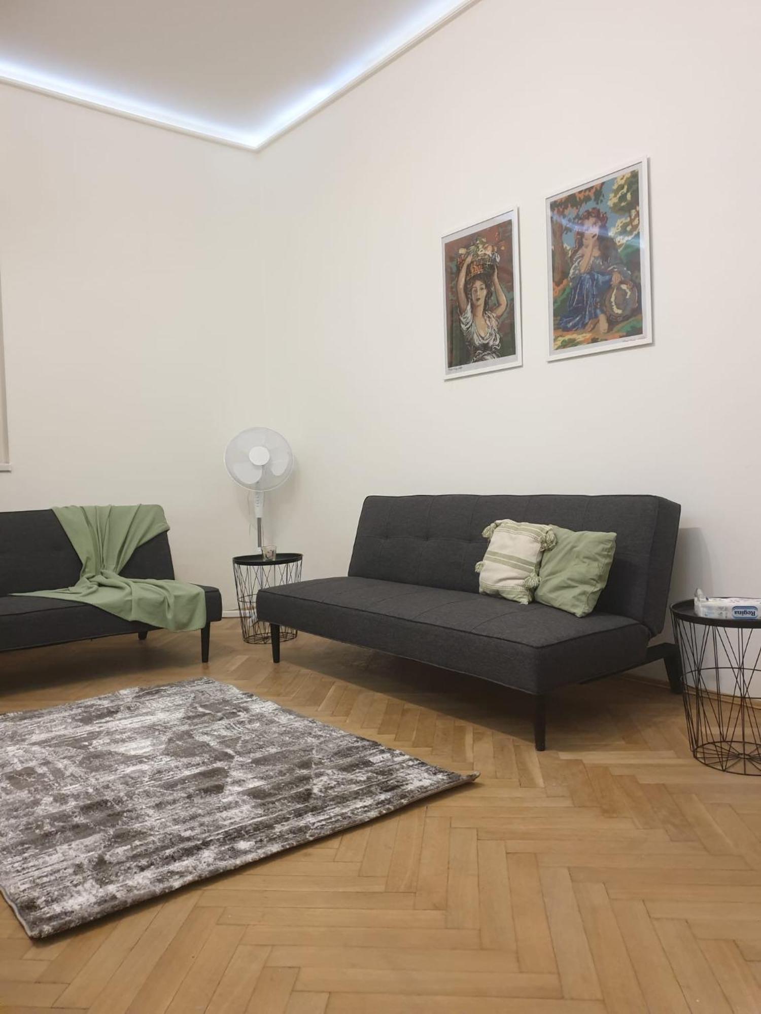 M&Ns Apartment Budapest Exterior photo